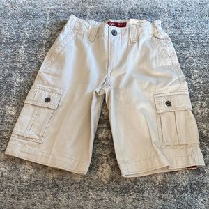 New NWT Boy’s Arizona Jean Khaki Cargo Shorts size 12 reg with adjustable waist